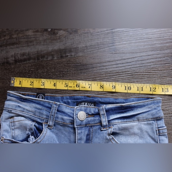 Trendy Distressed Denim Skinny Jeans - Picture 6 of 7